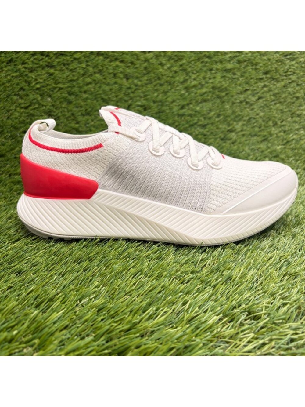 Allbirds Tree Gliders Womens Size 8.5 White Red Athletic Running Shoes Sneakers